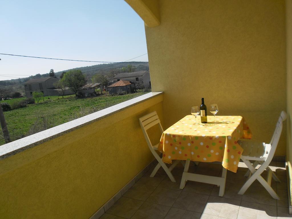 Apartments Mb Πούλα Δωμάτιο φωτογραφία